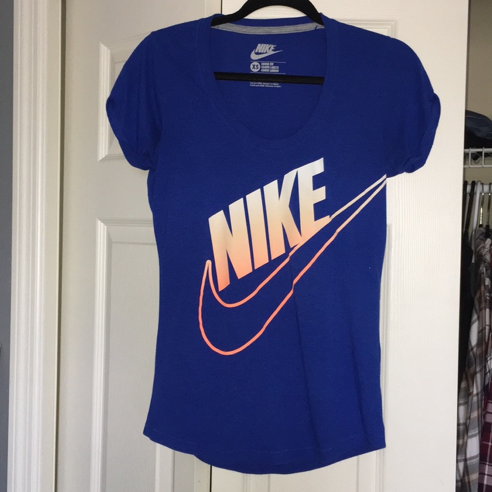 Nike t-shirt